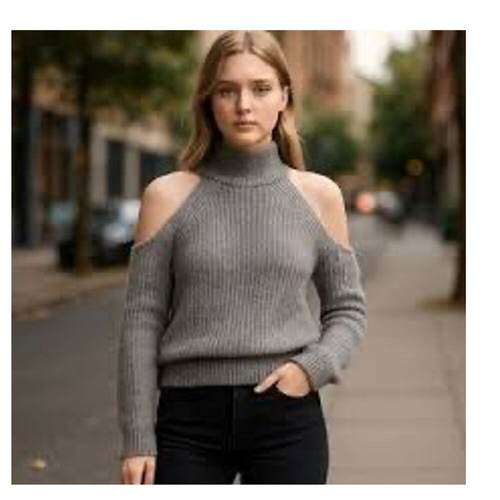 ASTR the Label Cold Shoulder Sweater-S
